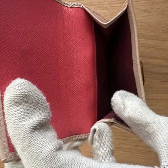 Ferregamo short wallet - Picture 2 of 11